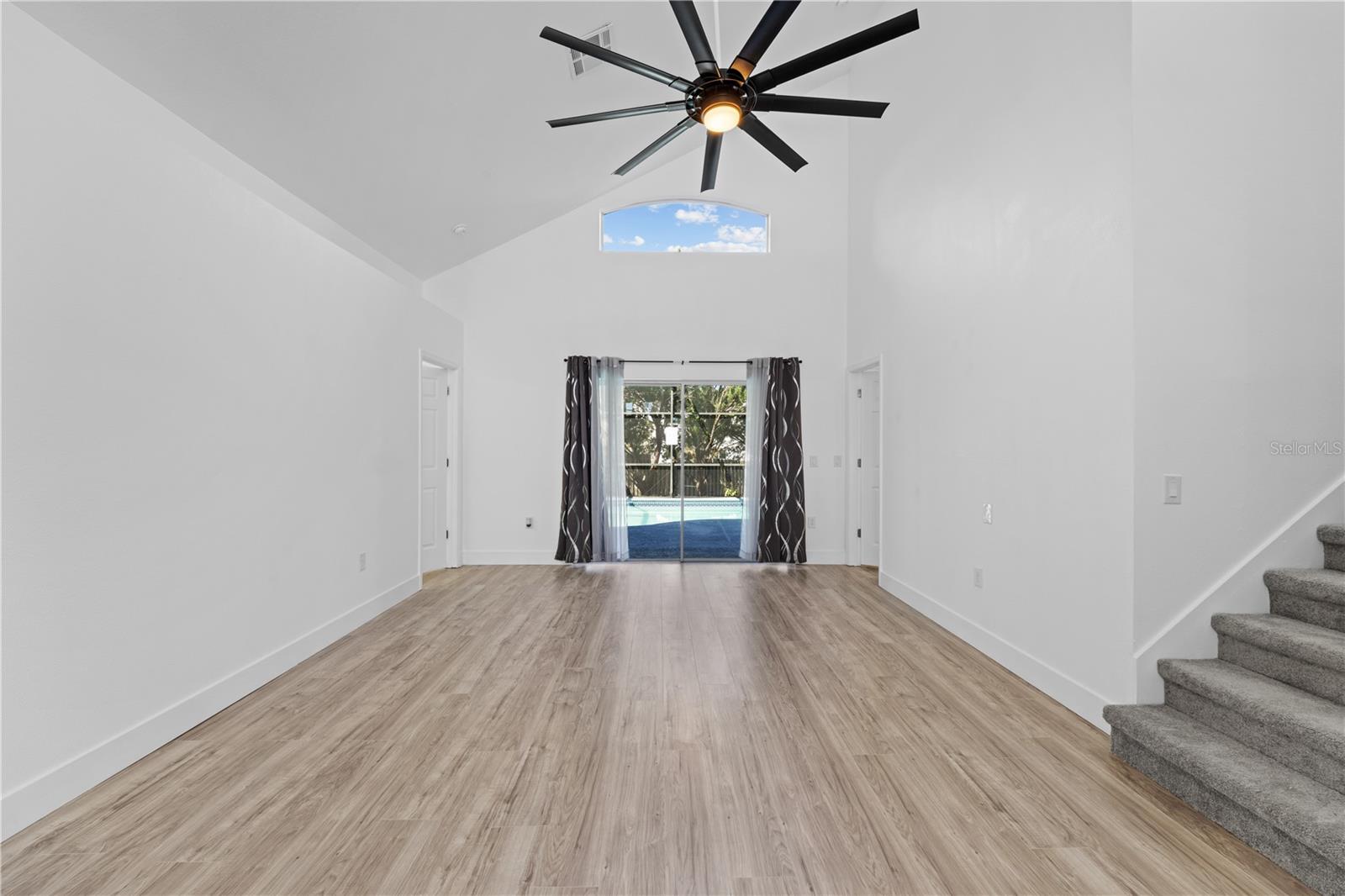 ROYAL PALMS PH 02 - Residential