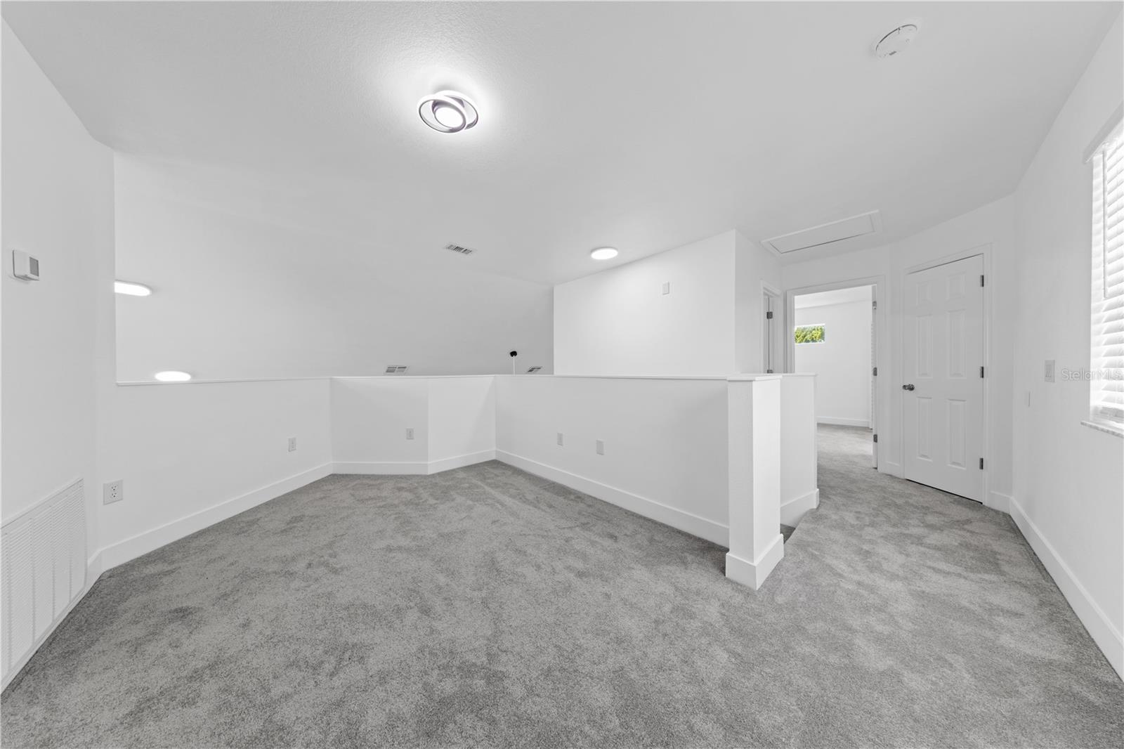 ROYAL PALMS PH 02 - Residential