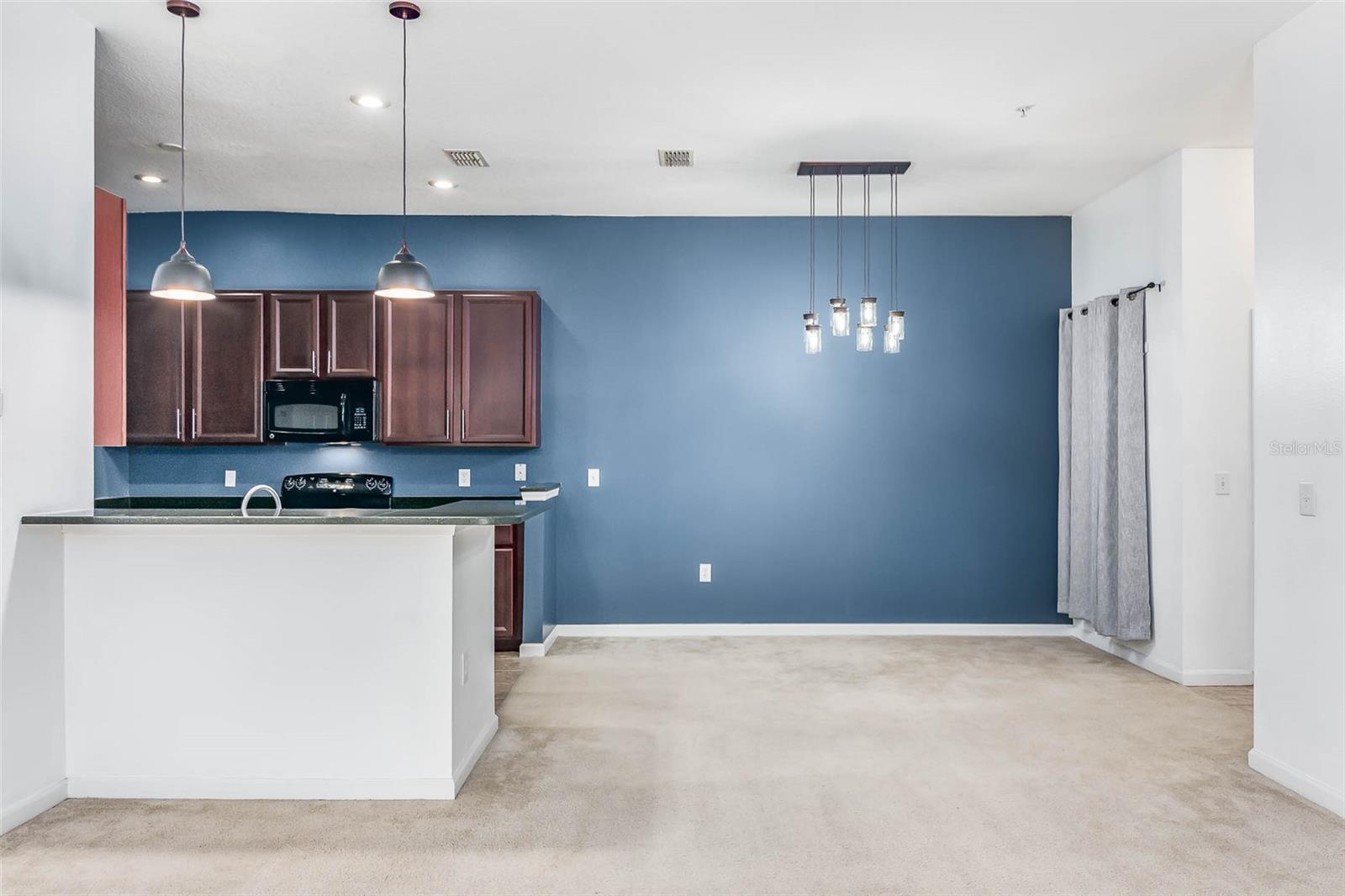 JAMESON PLACE - Residential