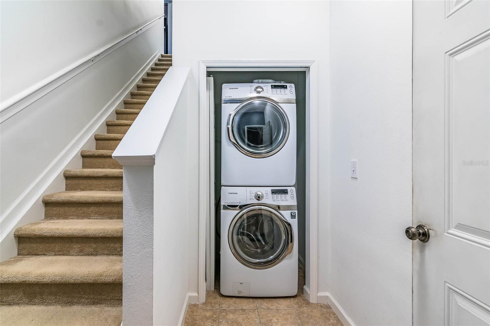 JAMESON PLACE - Residential