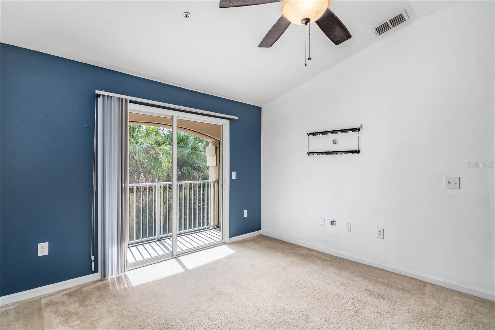 JAMESON PLACE - Residential