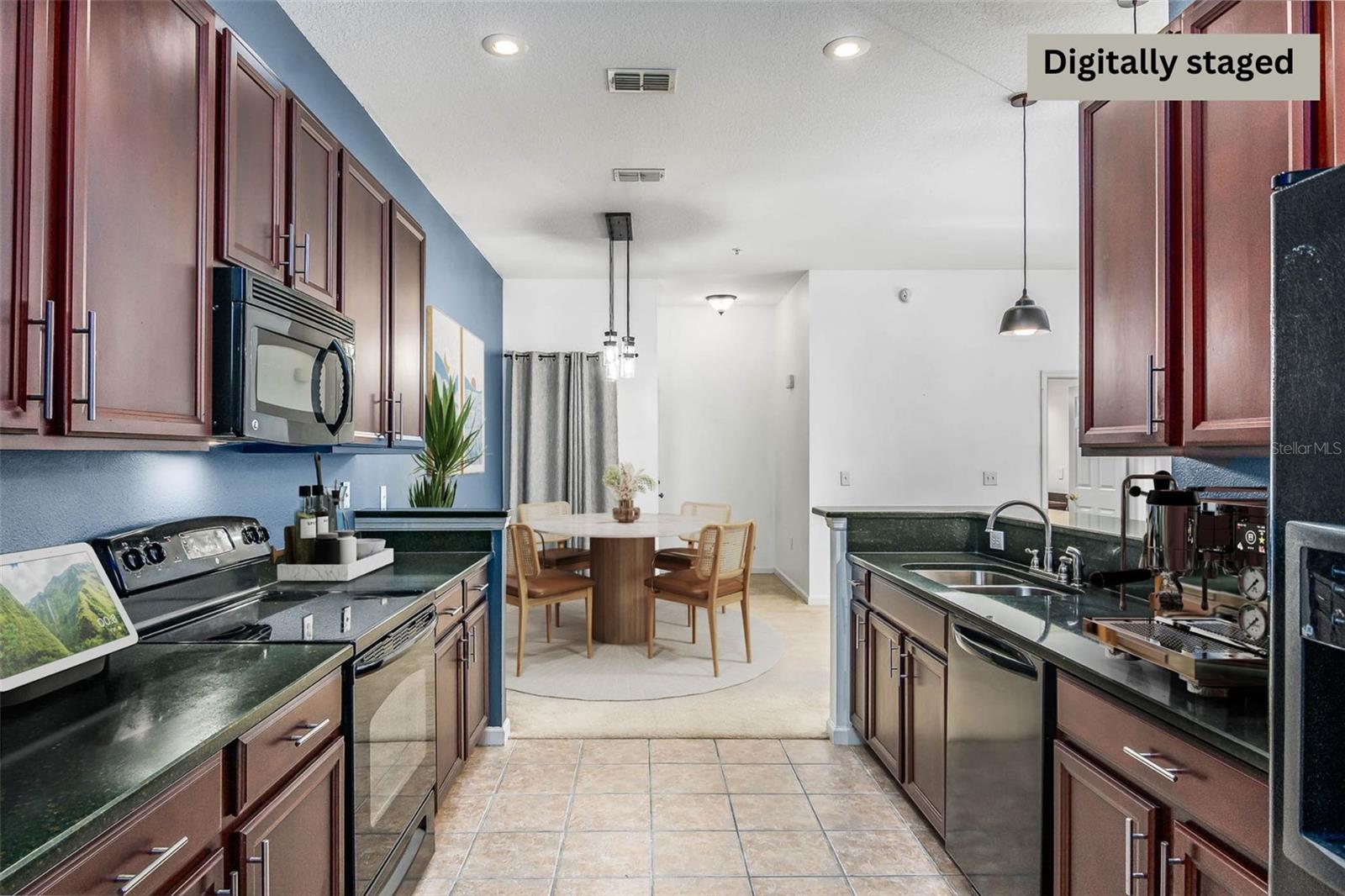 4047 MEANDER PLACE 206