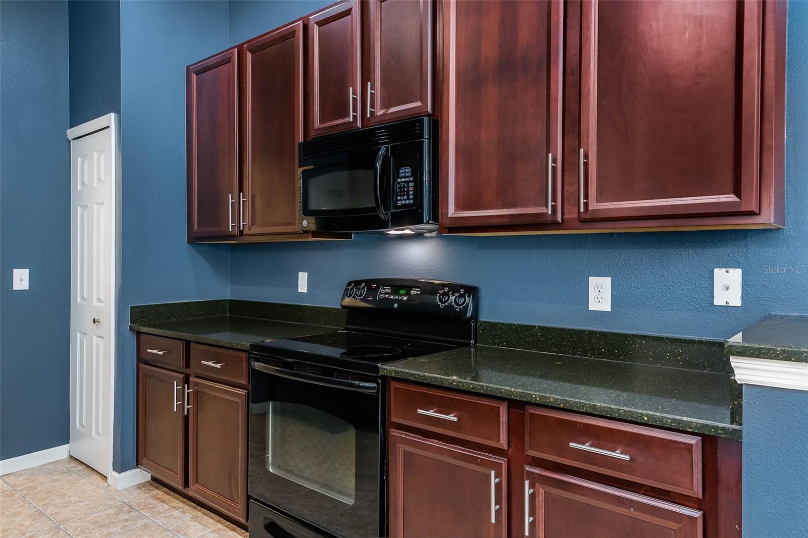 JAMESON PLACE - Residential