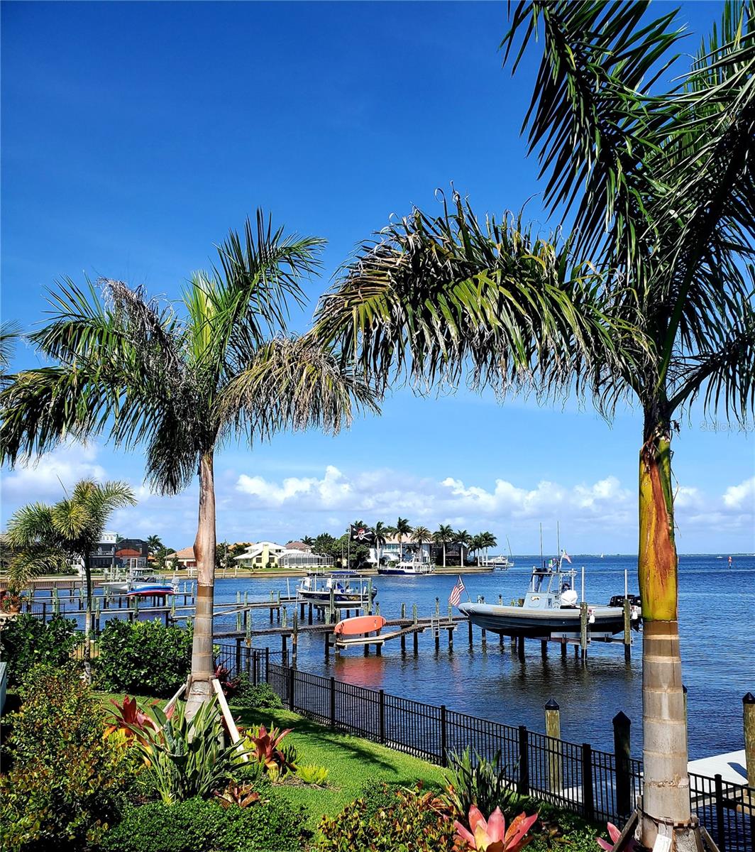 PUNTA GORDA ISLES SEC 10 - Residential