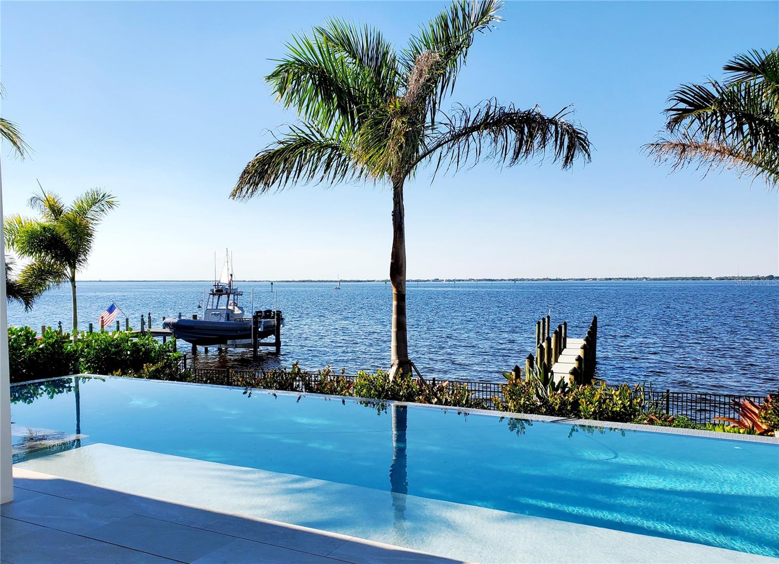 PUNTA GORDA ISLES SEC 10 - Residential