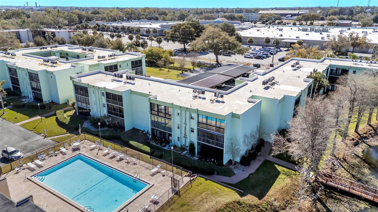 LAKESIDE VILLAGE #1 COND CB 3 PGS 17-20 - Residential