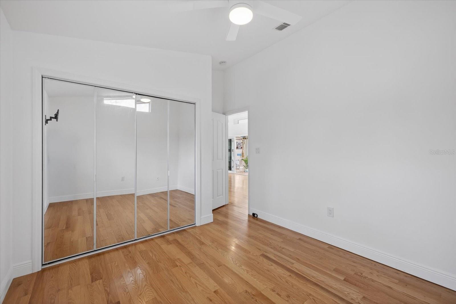 FLOR A MAR - Residential