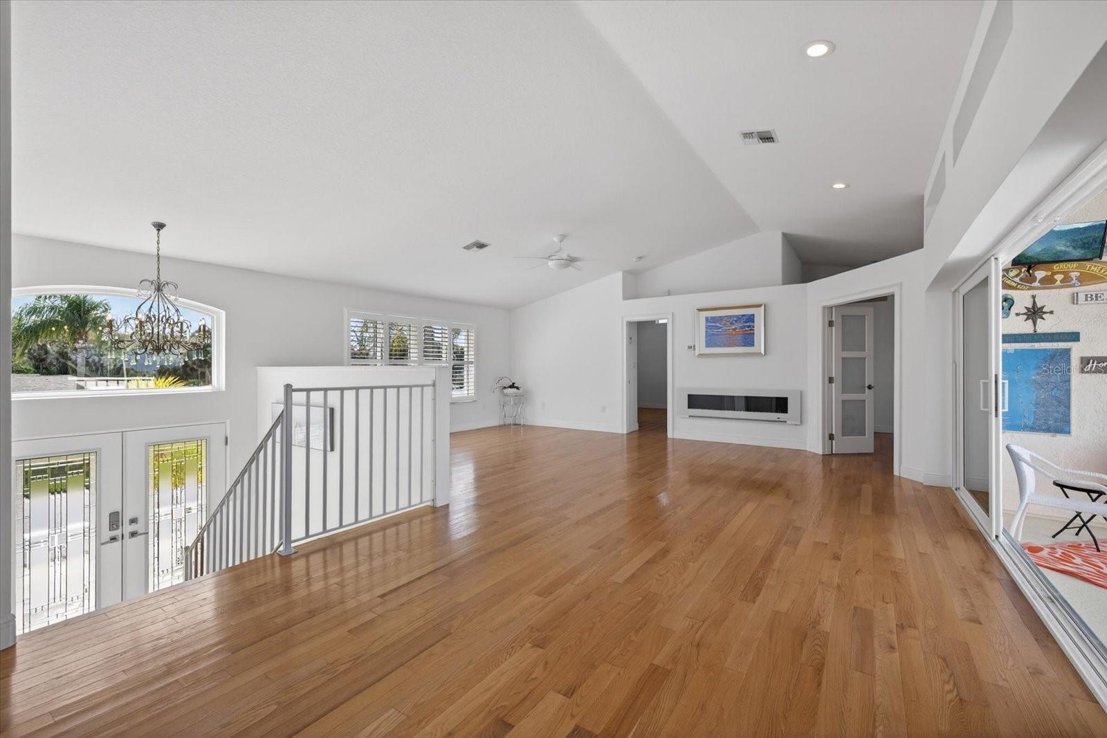 FLOR A MAR - Residential