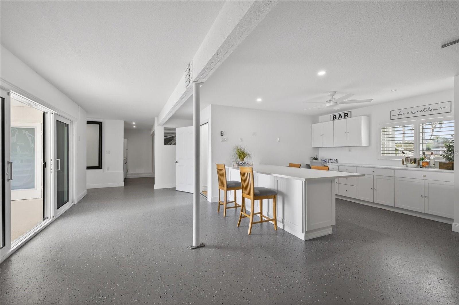 FLOR A MAR - Residential