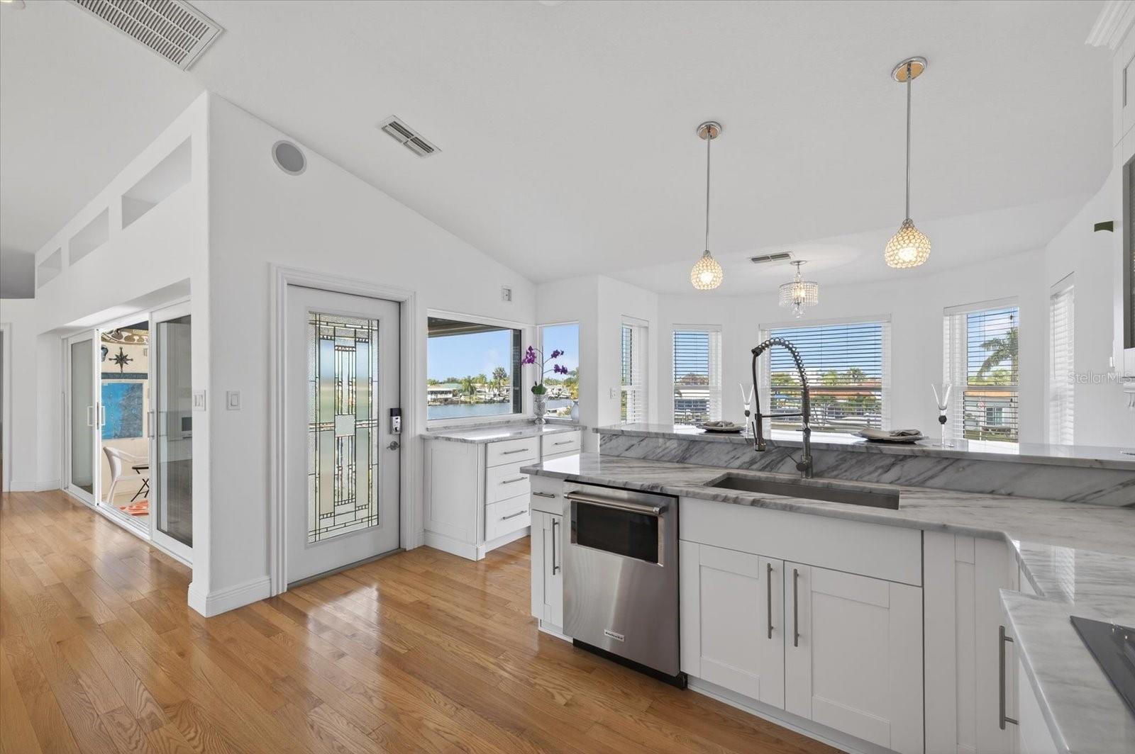 FLOR A MAR - Residential