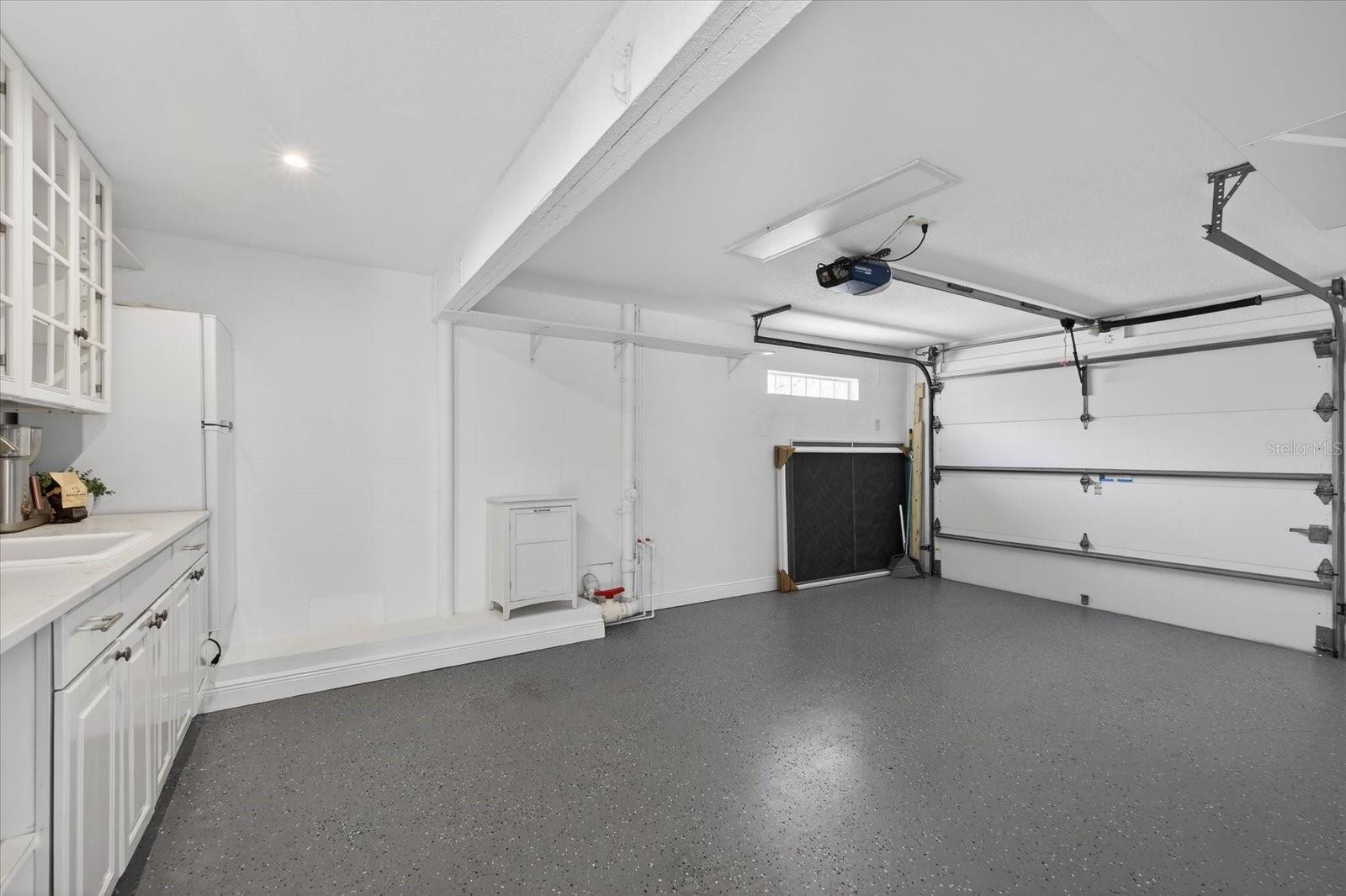 FLOR A MAR - Residential