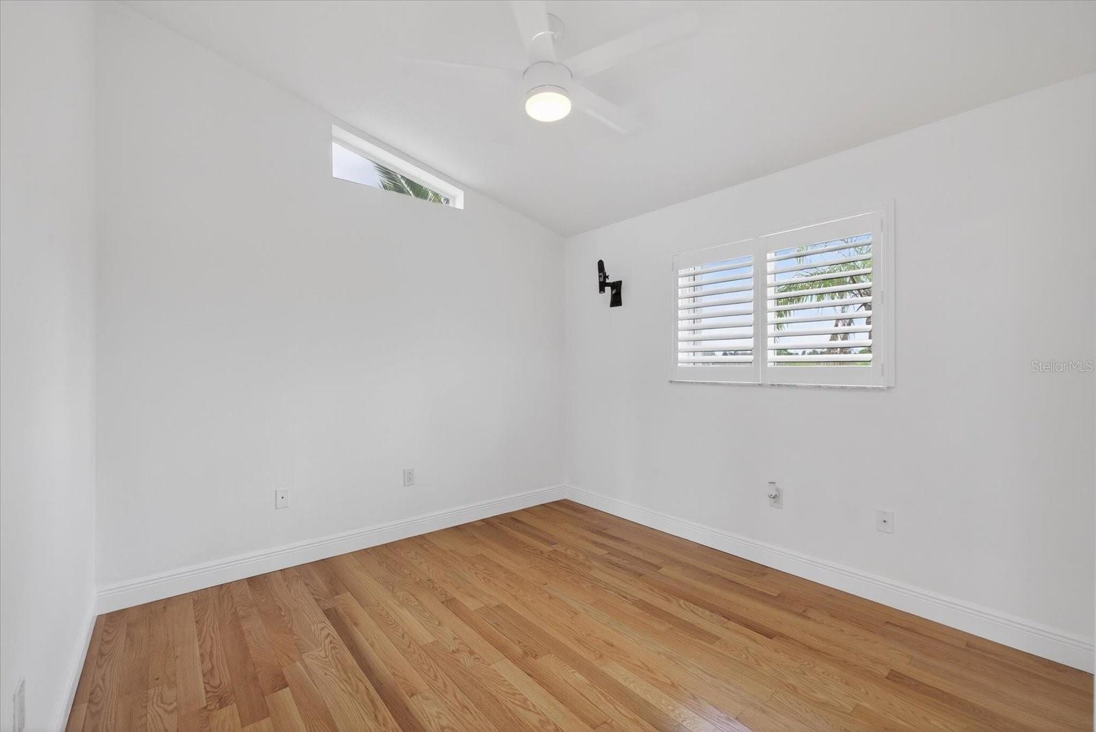 FLOR A MAR - Residential