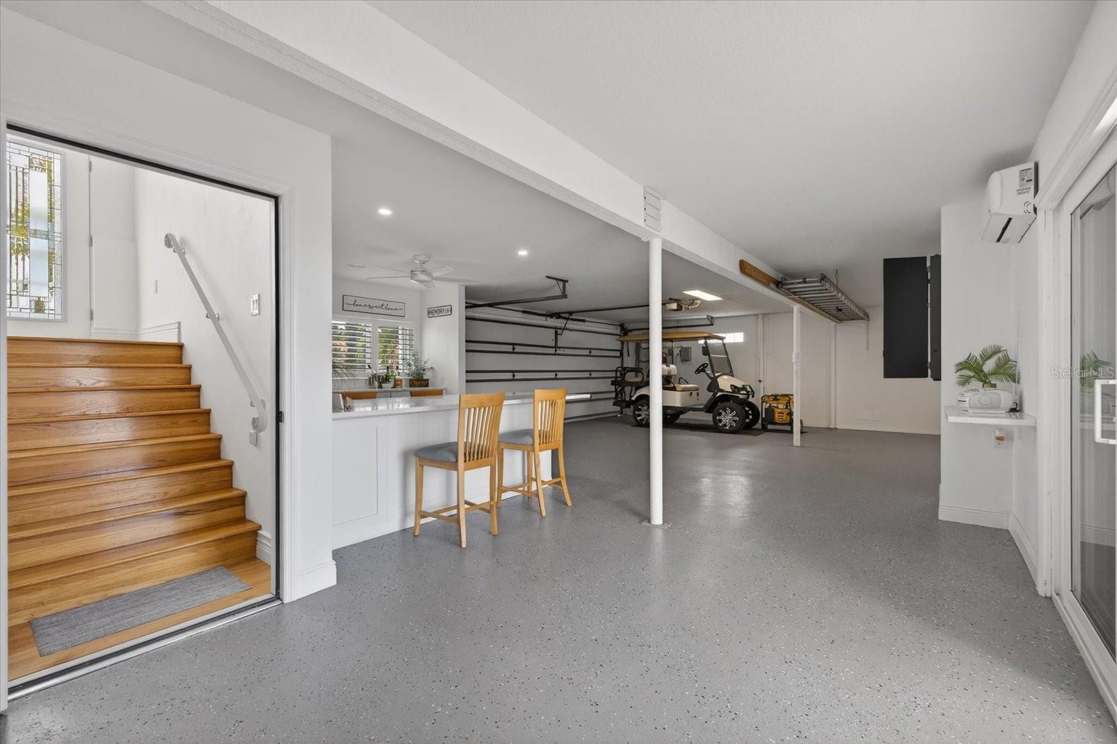 FLOR A MAR - Residential