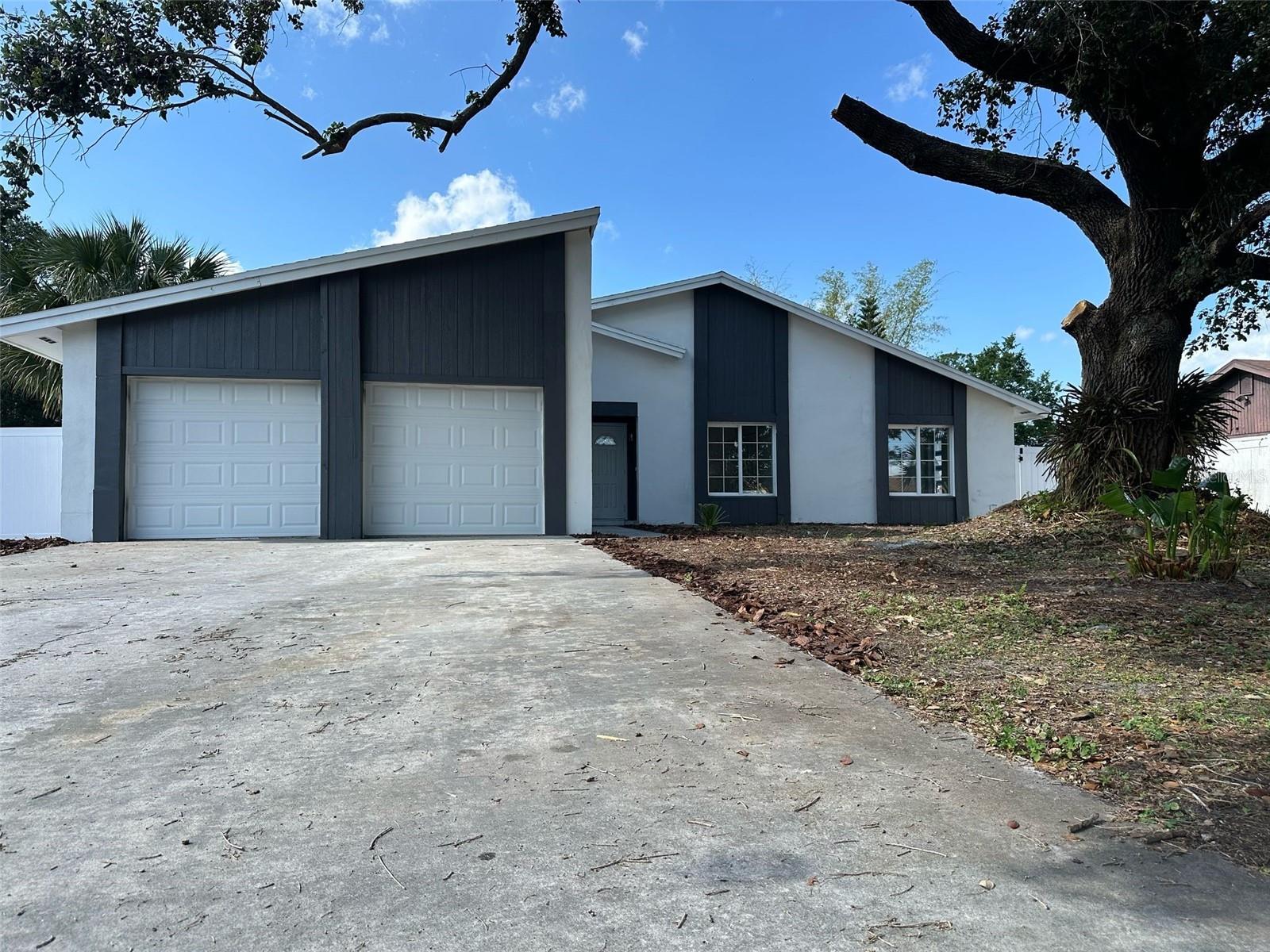 705 WOOD LANE