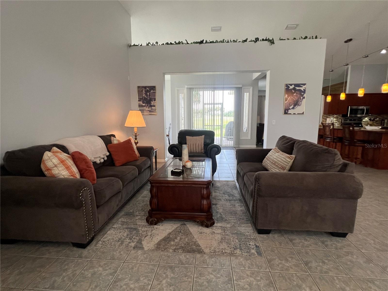 2515 NW 53 AVENUE