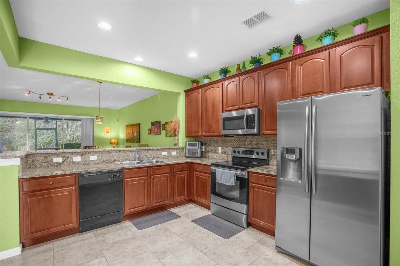 SPRING ISLE - Residential