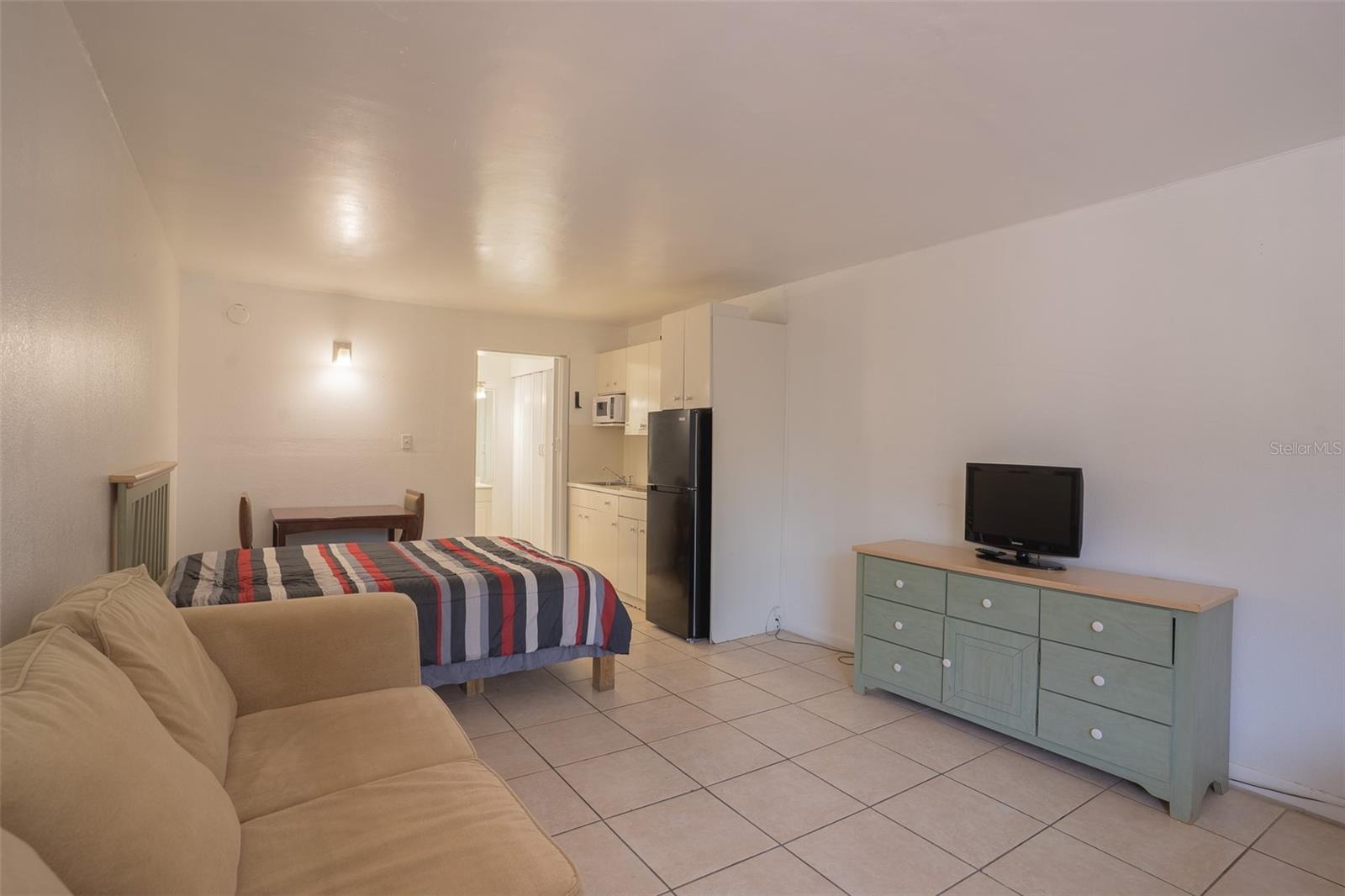 43420 HIGHWAY 27 401