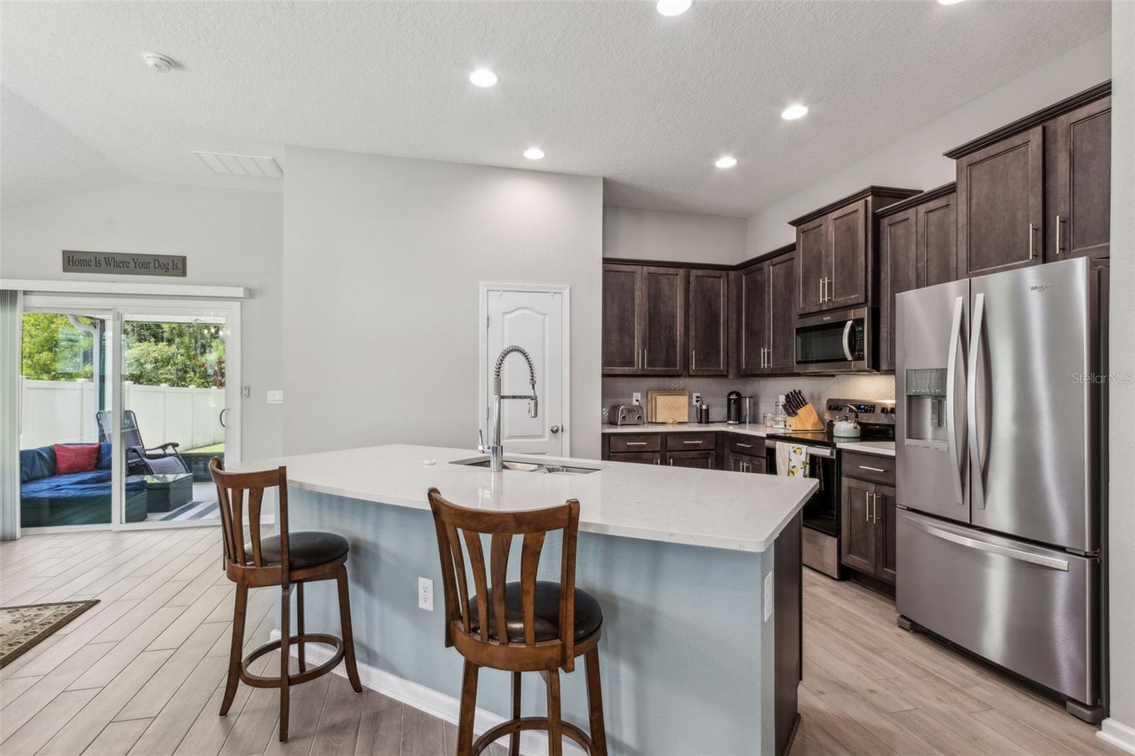 RIVER GLEN PH 5B - Residential Lease