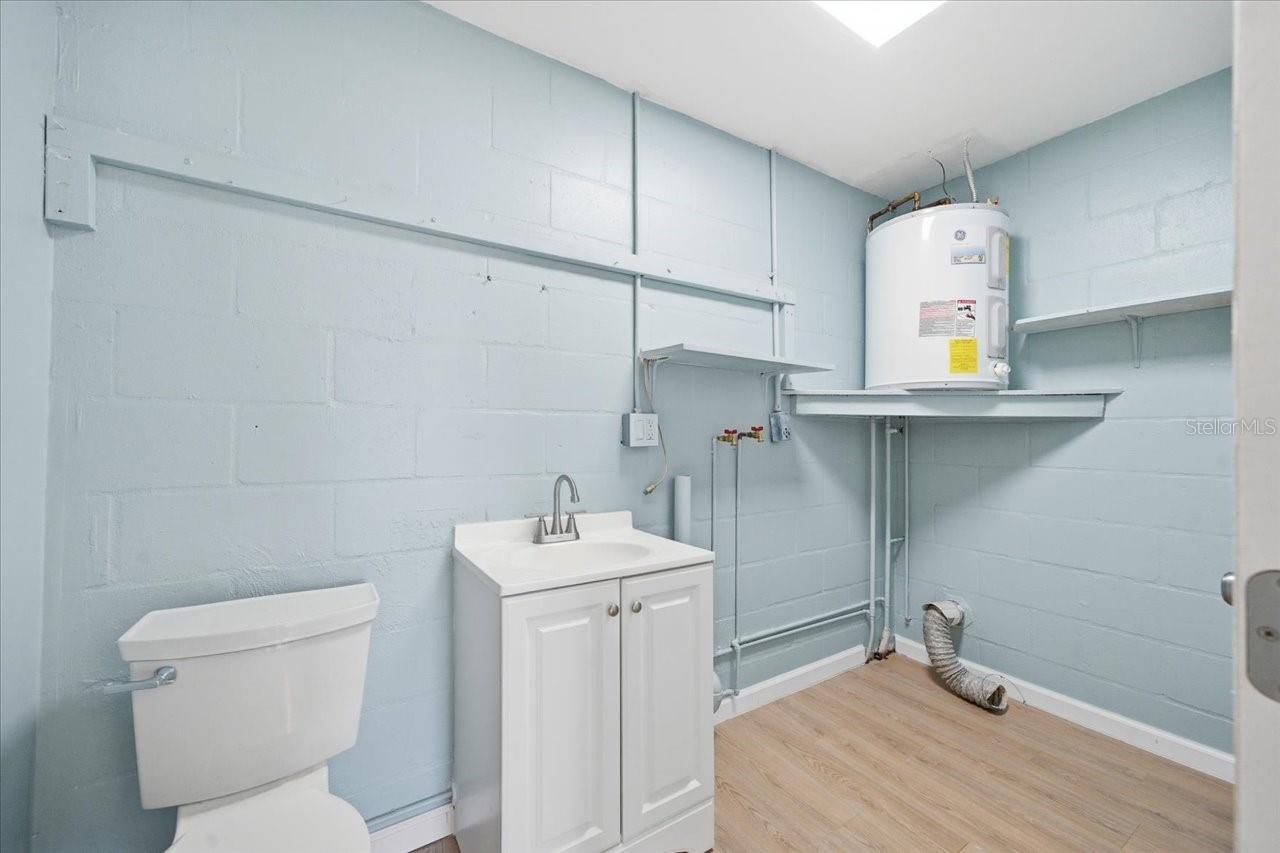 SUNSET ESTATES - Residential