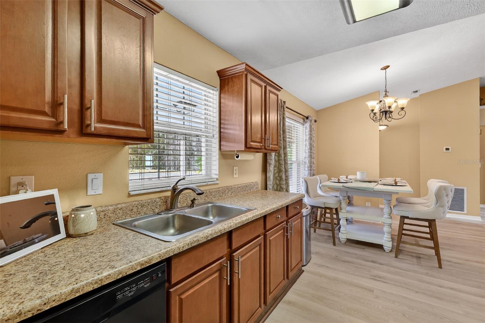 LAKEVIEW HILLS - Residential