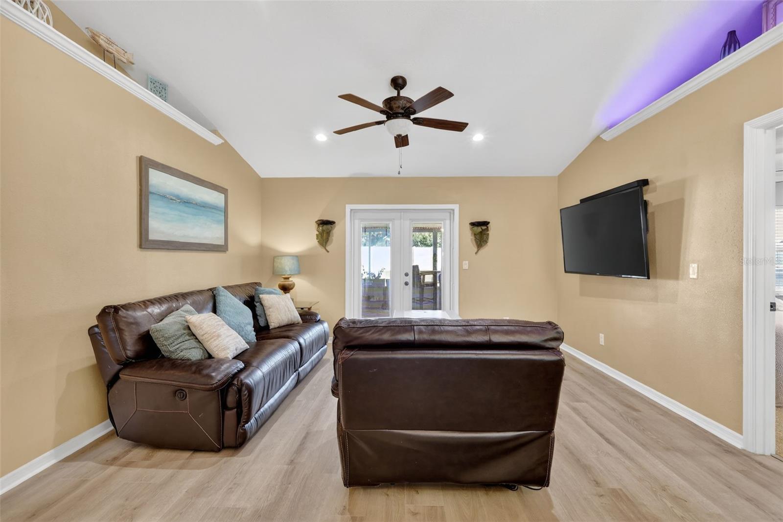 LAKEVIEW HILLS - Residential