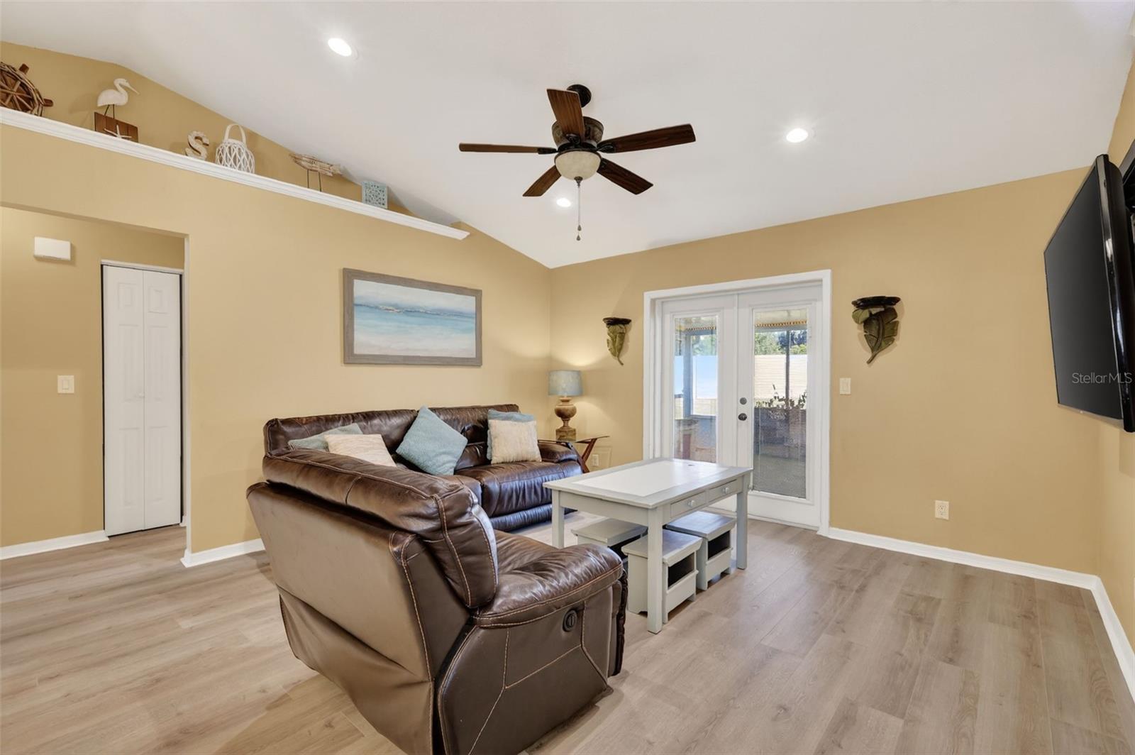 LAKEVIEW HILLS - Residential