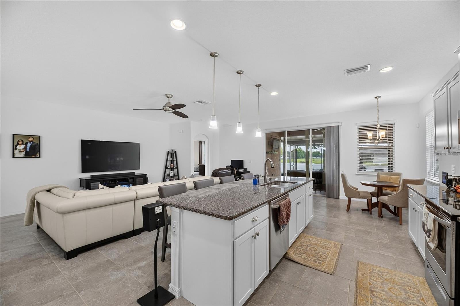 10619 SCENIC HOLLOW DRIVE, RIVERVIEW, FL, 33578 4 10619 SCENIC HOLLOW DRIVE