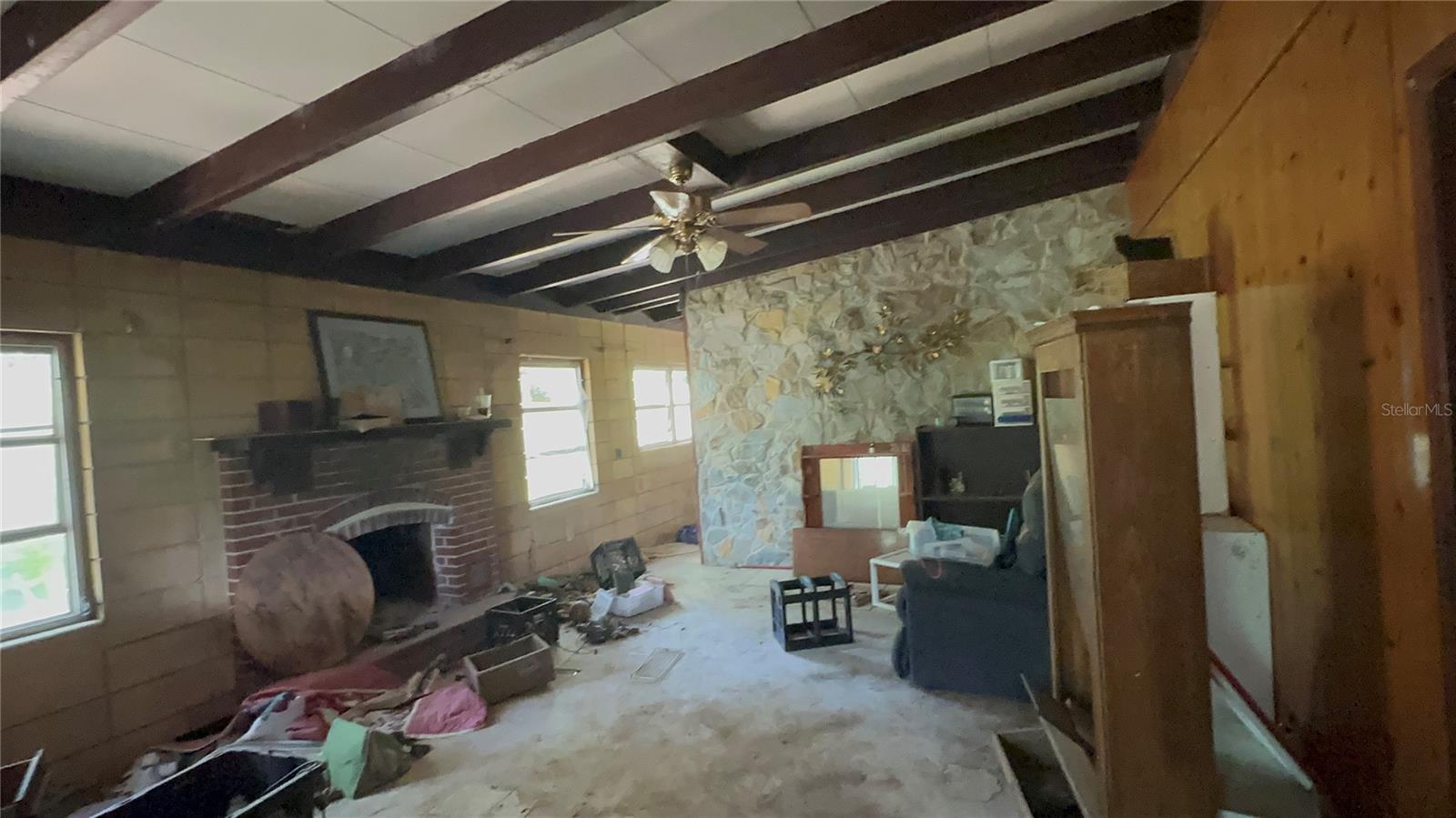 ACREAGE & UNREC - Residential