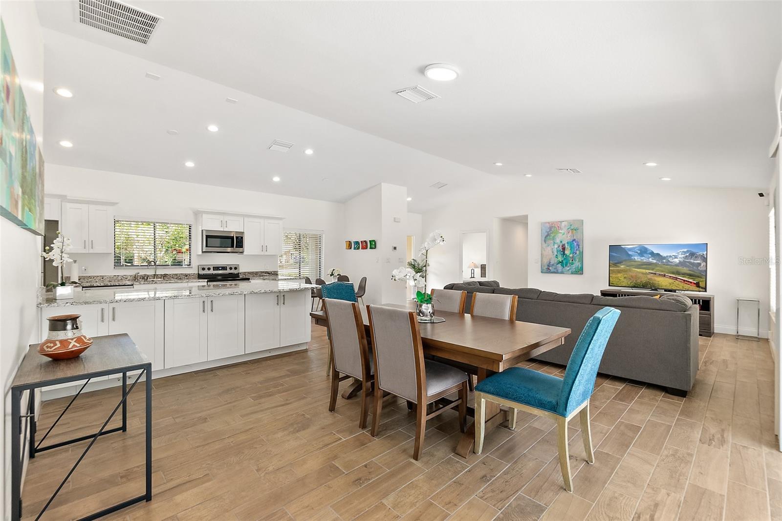 MANDARIN SEC 2 - Residential