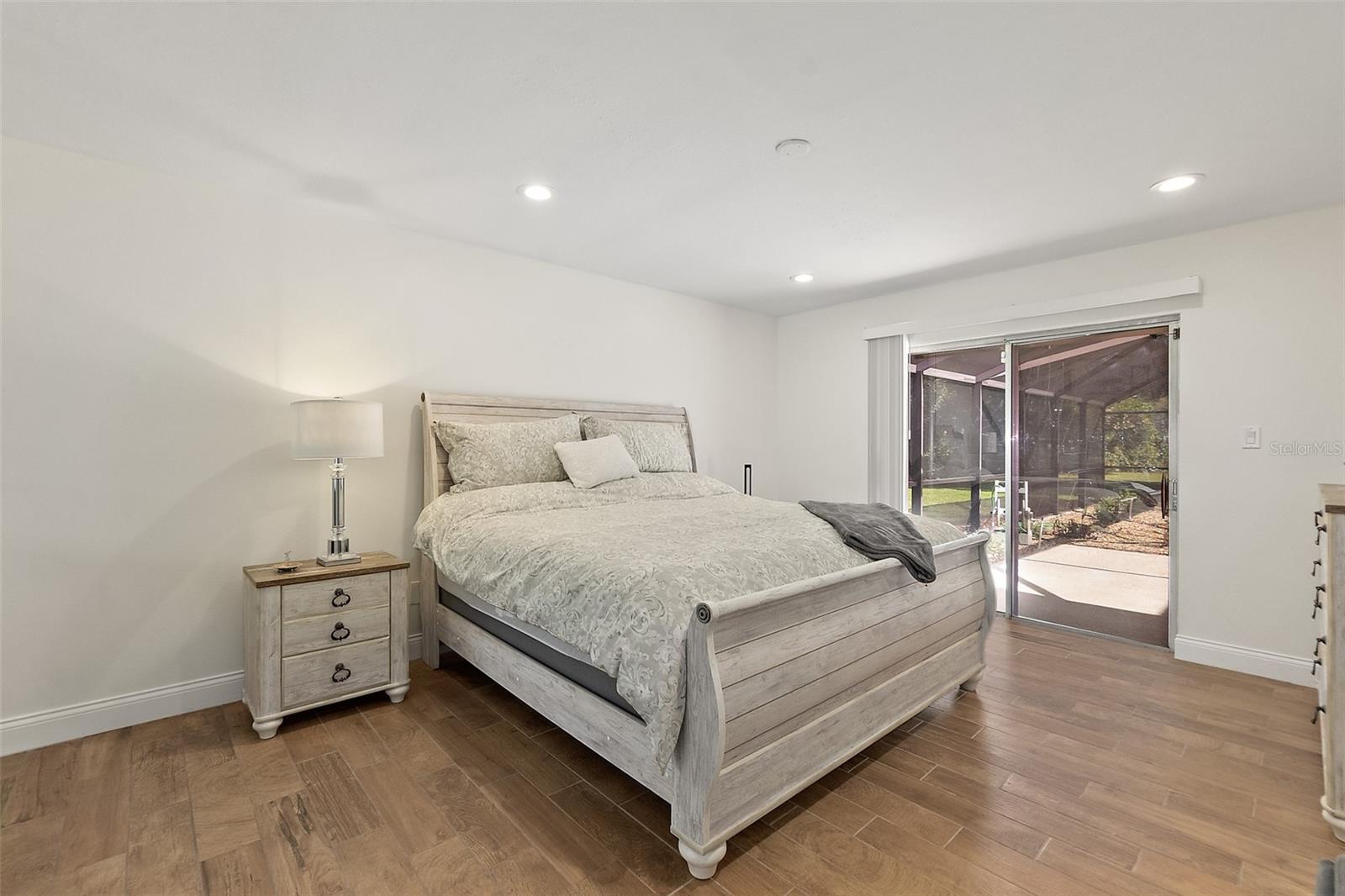 MANDARIN SEC 2 - Residential