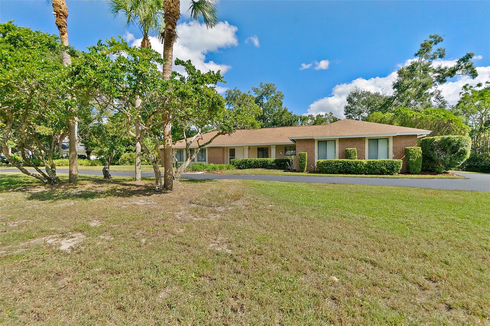 MANDARIN SEC 2 - Residential