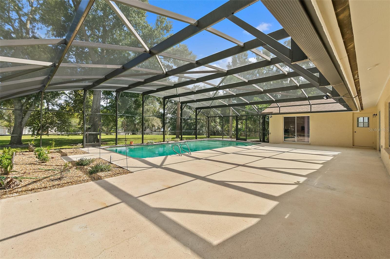 MANDARIN SEC 2 - Residential