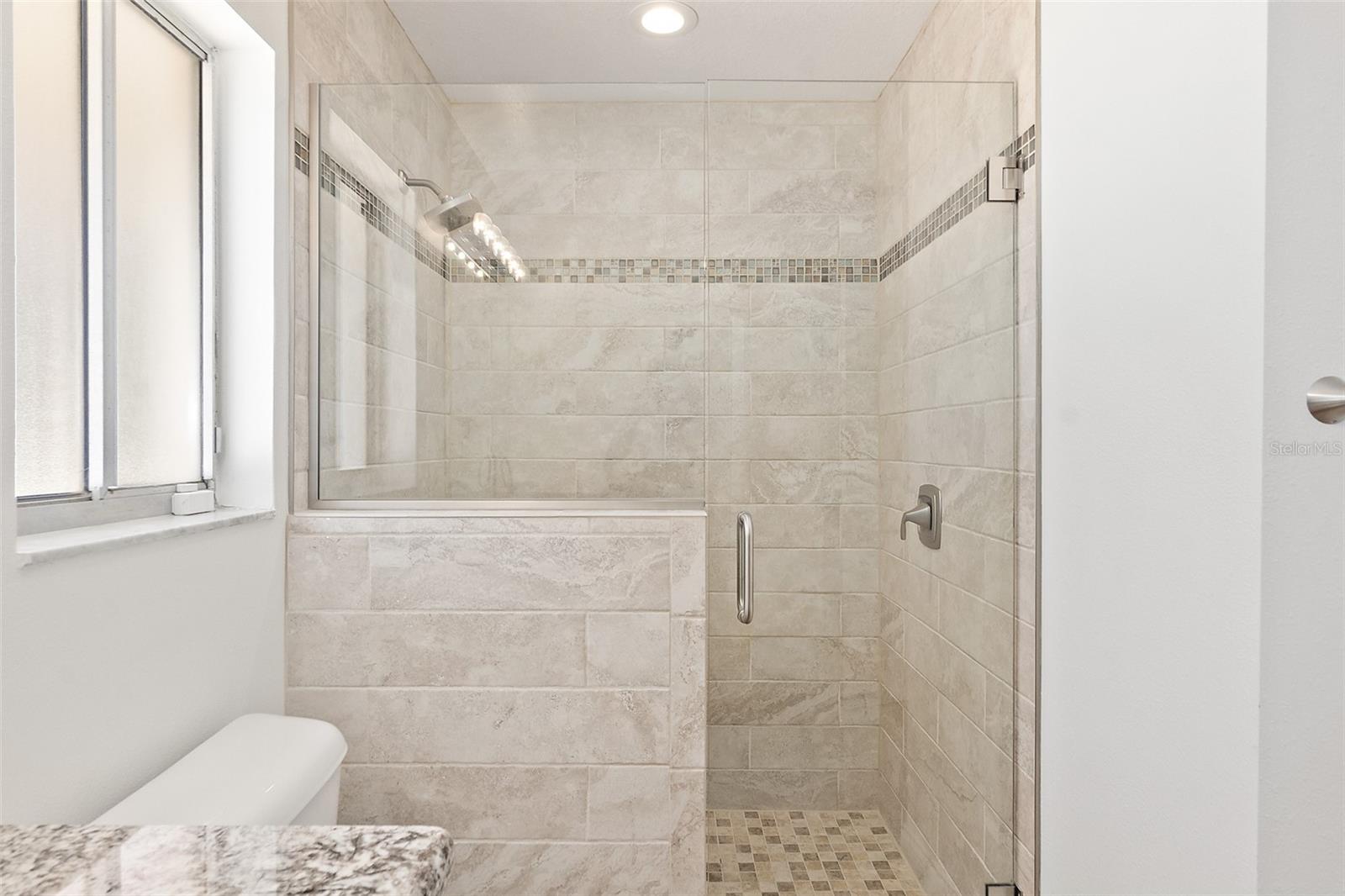 MANDARIN SEC 2 - Residential