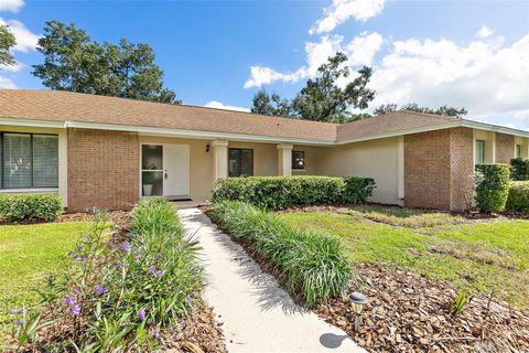 Photo of 1575 Sunshine Tree Boulevard, Longwood, FL 32779 (MLS # FC312946) Photo of 1575 Sunshine Tree Boulevard, Longwood, FL 32779 (MLS # FC312946)