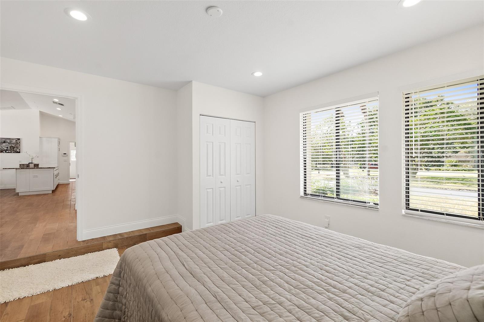 MANDARIN SEC 2 - Residential