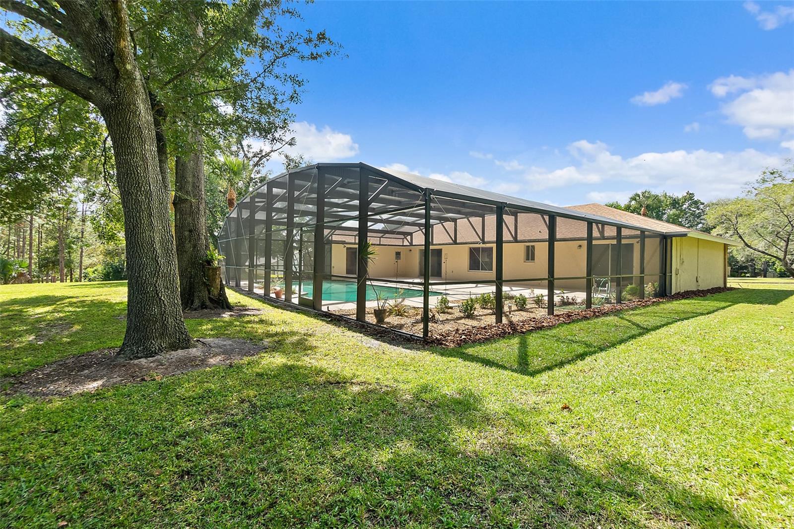 MANDARIN SEC 2 - Residential