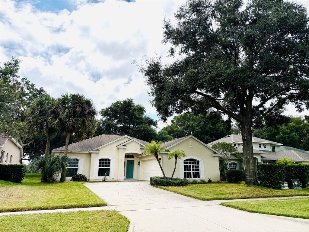 Photo of 3839 Beacon Ridge Way, Clermont, FL 34711 (MLS # G5119271)