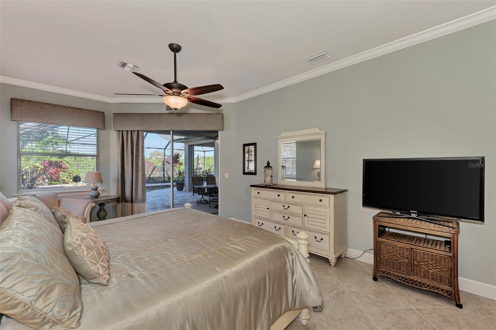 RIVERWOOD - Residential
