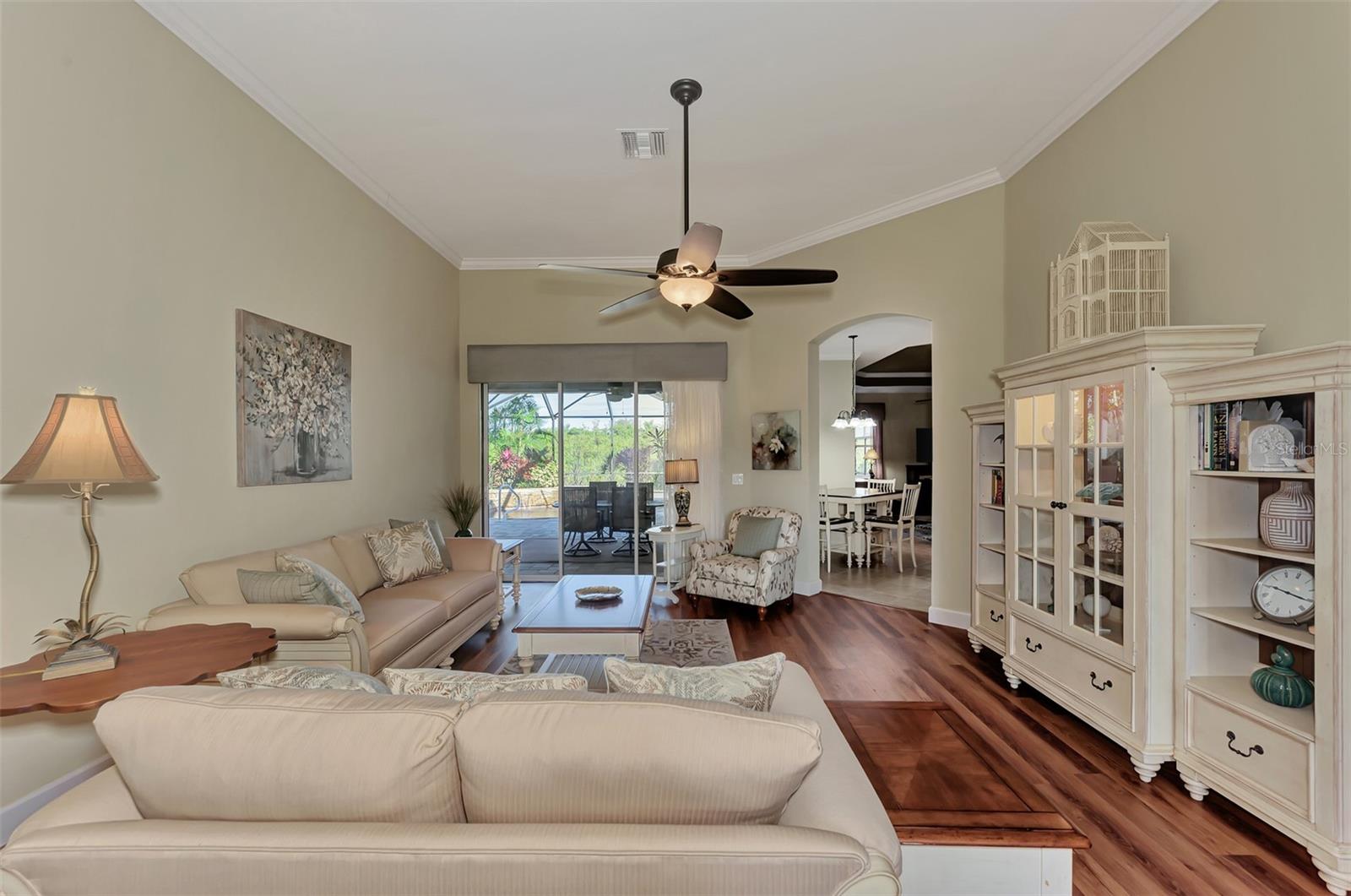 RIVERWOOD - Residential