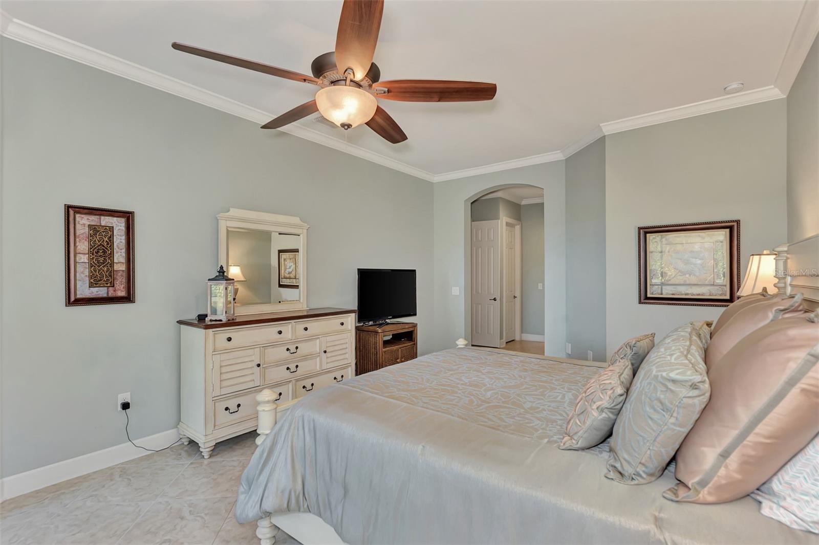 RIVERWOOD - Residential