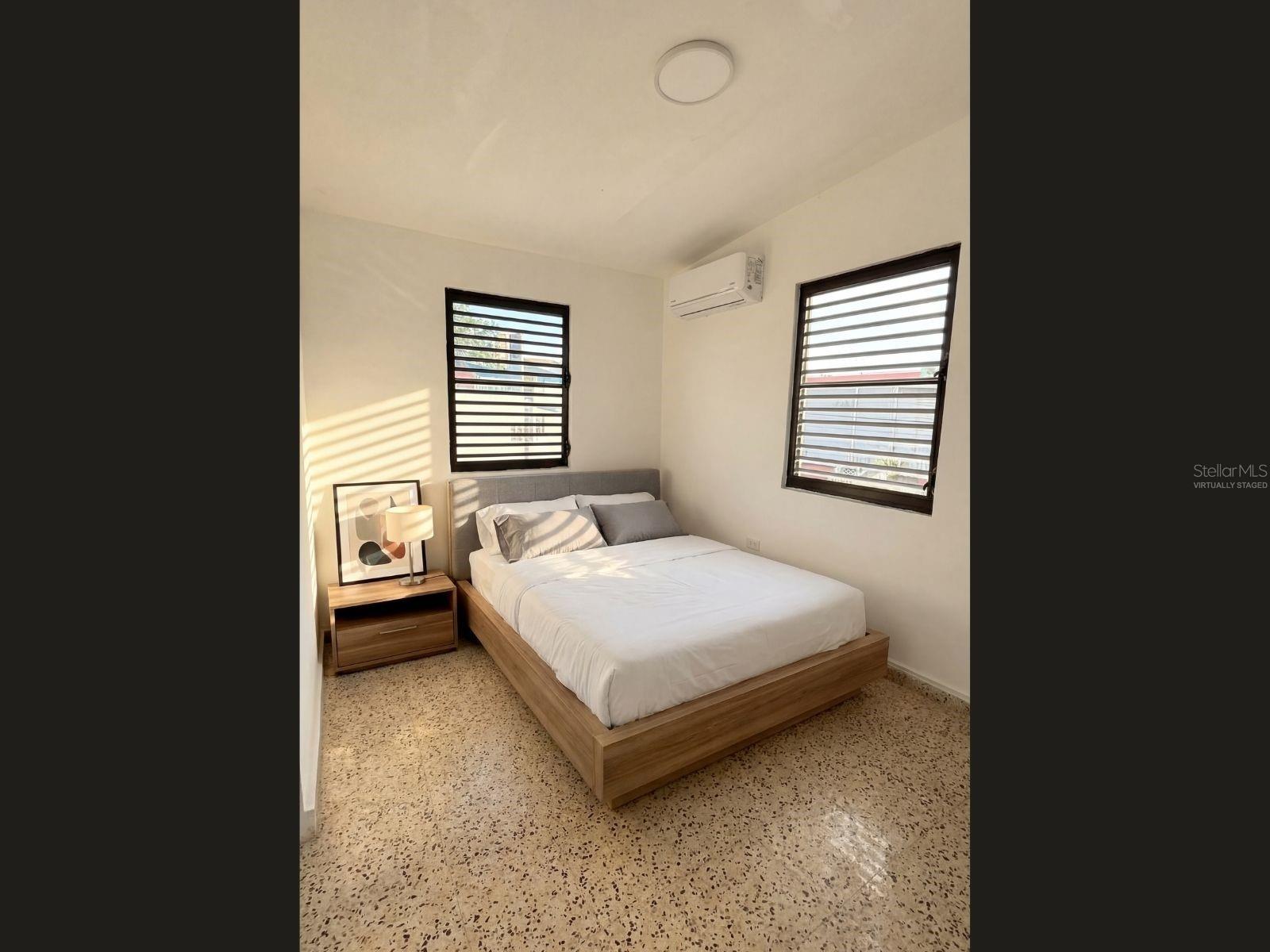 COUNTRY CLUB - Residential Income