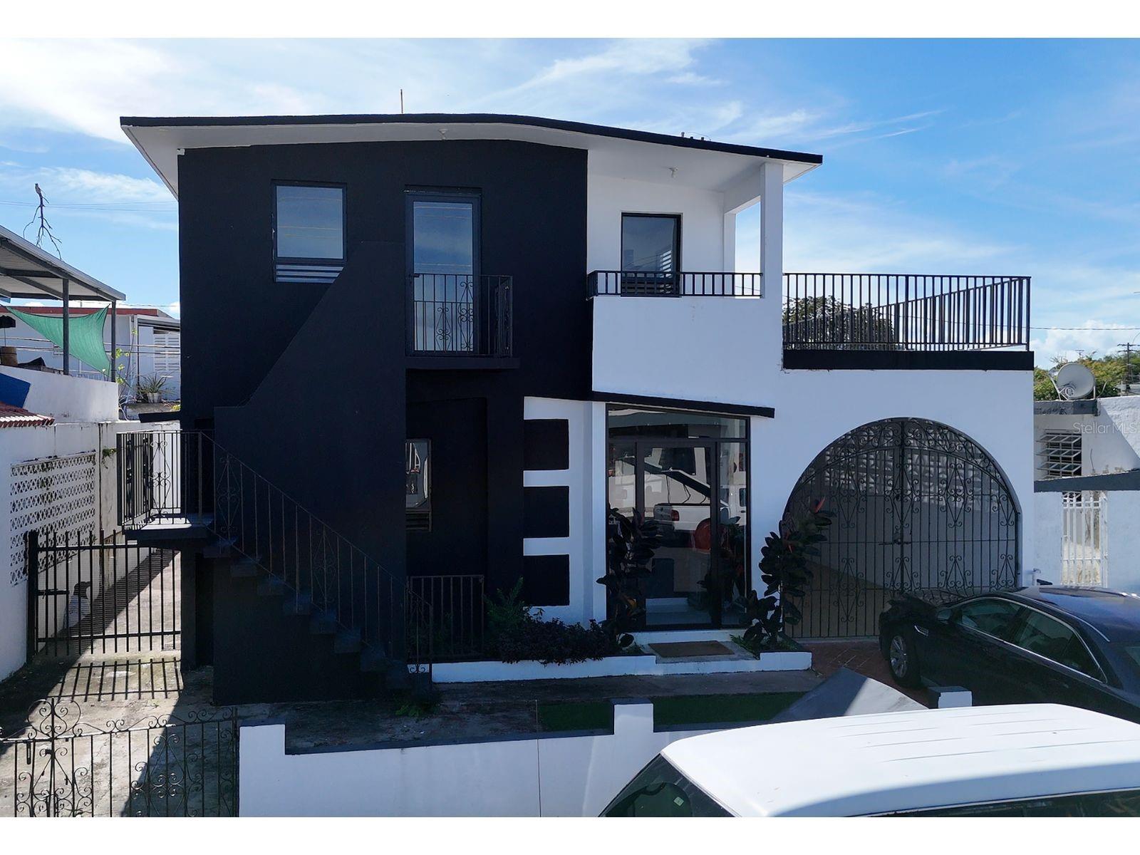 COUNTRY CLUB - Residential Income