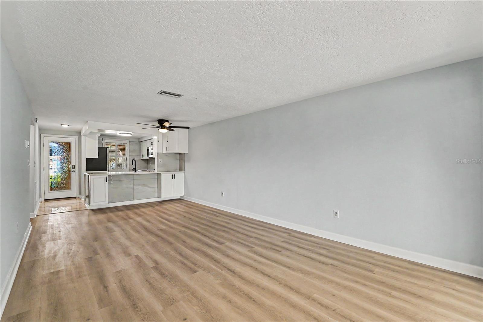 4247 STRATFORD DRIVE