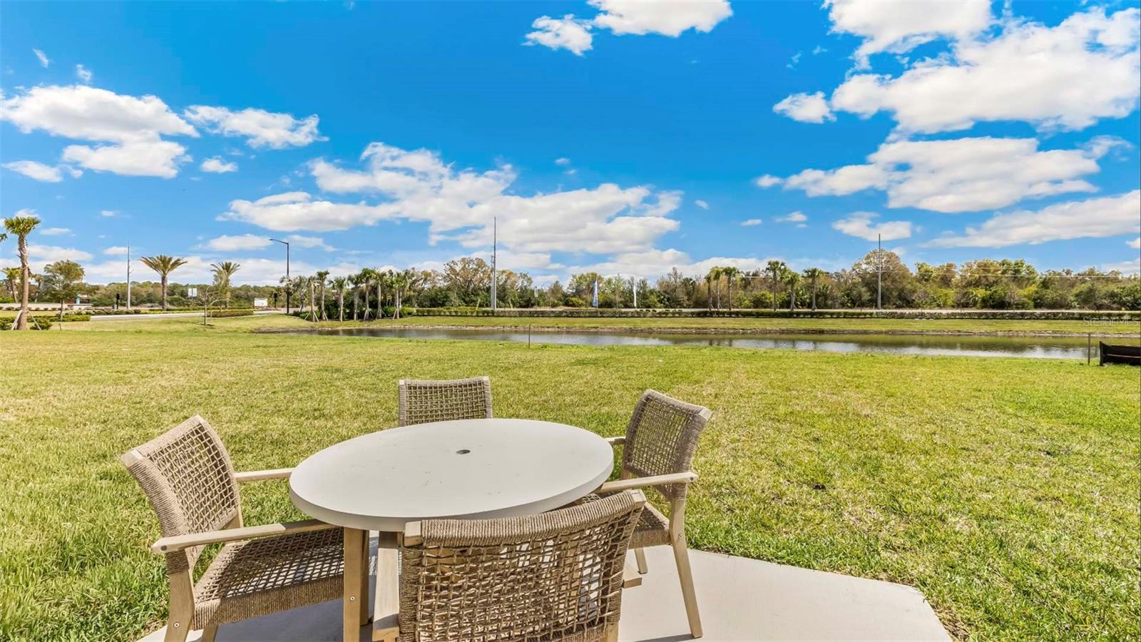 OAKFIELD LAKES - Residential