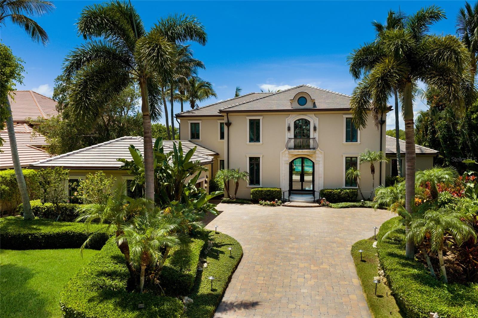 65 LIGHTHOUSE POINT DRIVE