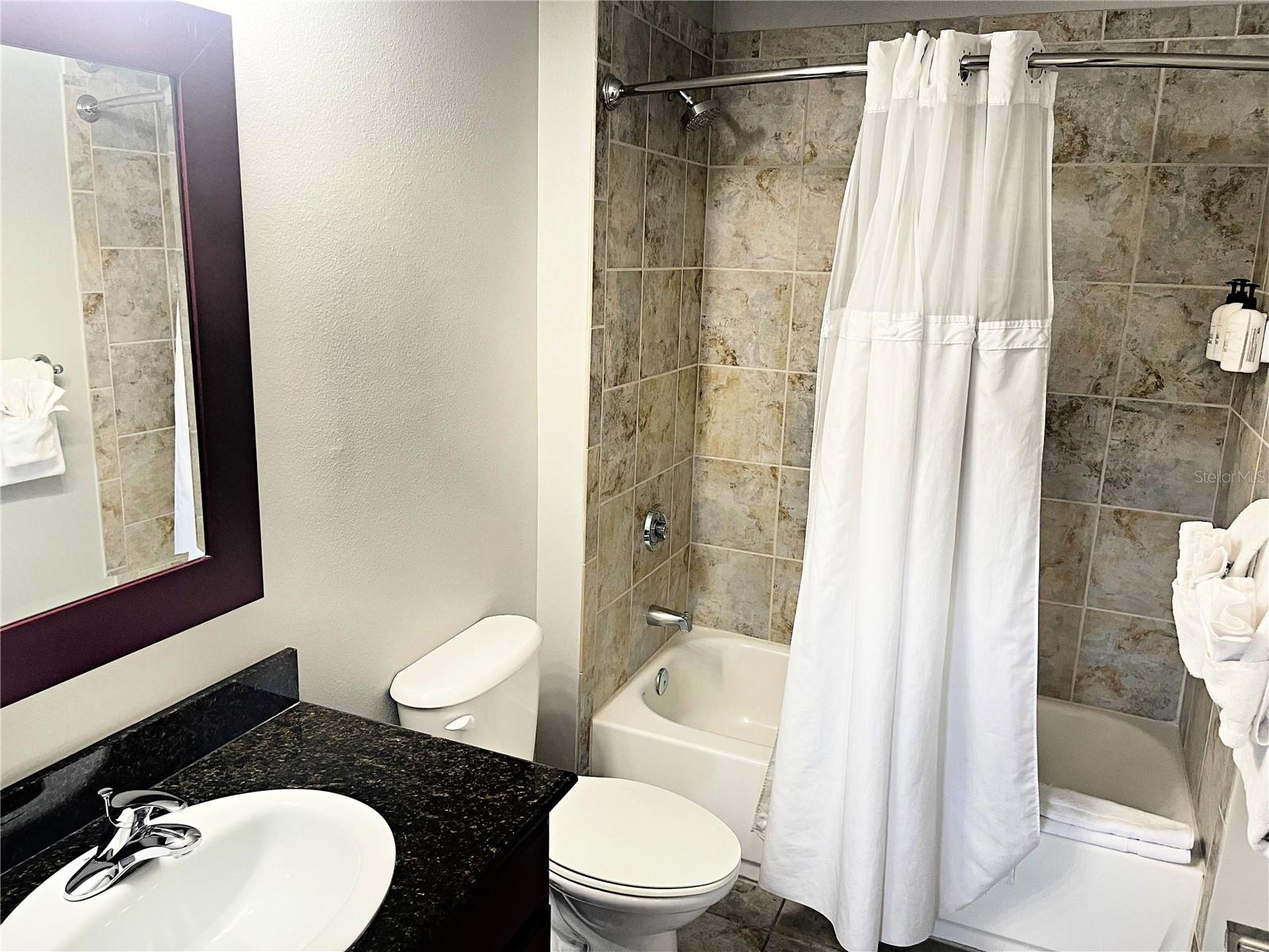 GROVE RESORT AND SPA HOTEL CONDOMINIUM 1 - Residential