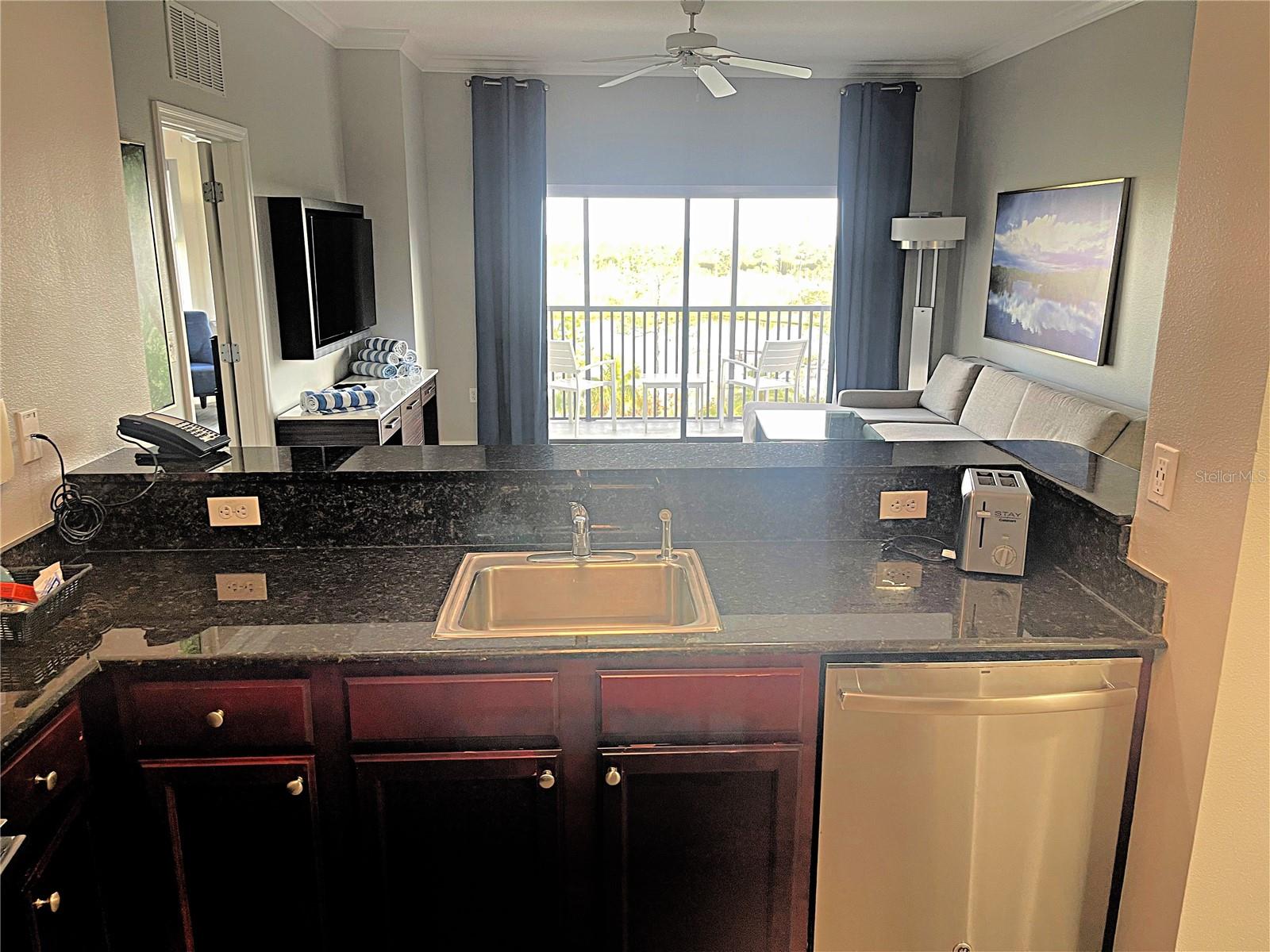 GROVE RESORT AND SPA HOTEL CONDOMINIUM 1 - Residential