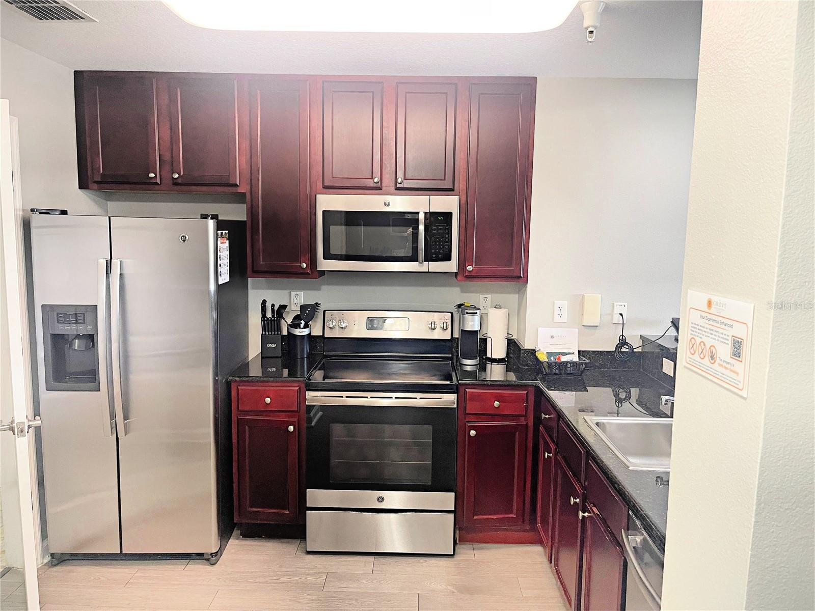 GROVE RESORT AND SPA HOTEL CONDOMINIUM 1 - Residential