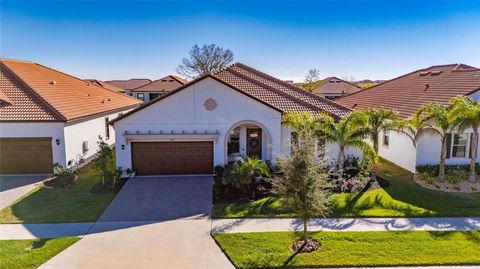 A home in WIMAUMA