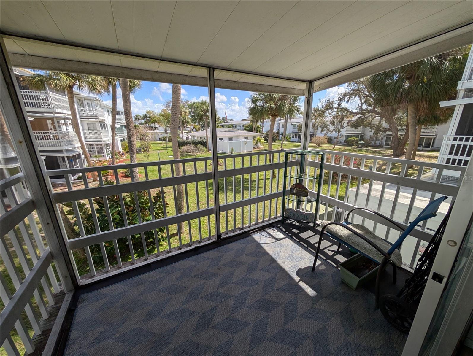 BAYSHORE GARDENS APTS 7 - Residential